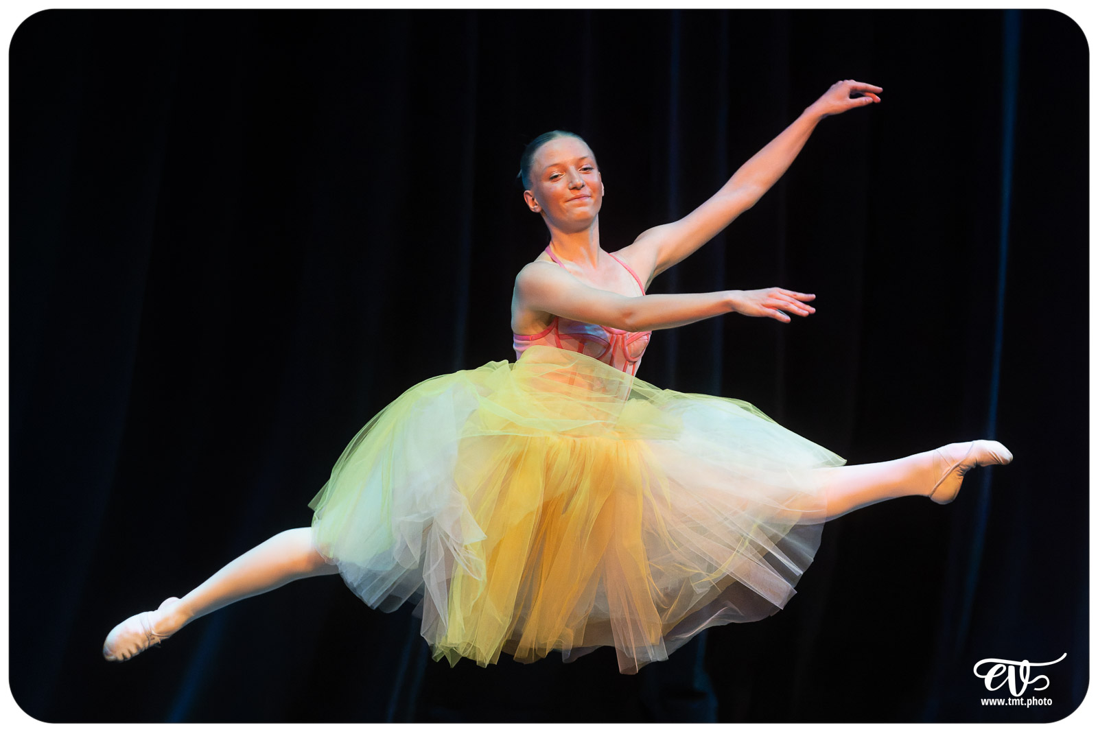 ECOLE DE DANSE CÉCILE ADAMOW